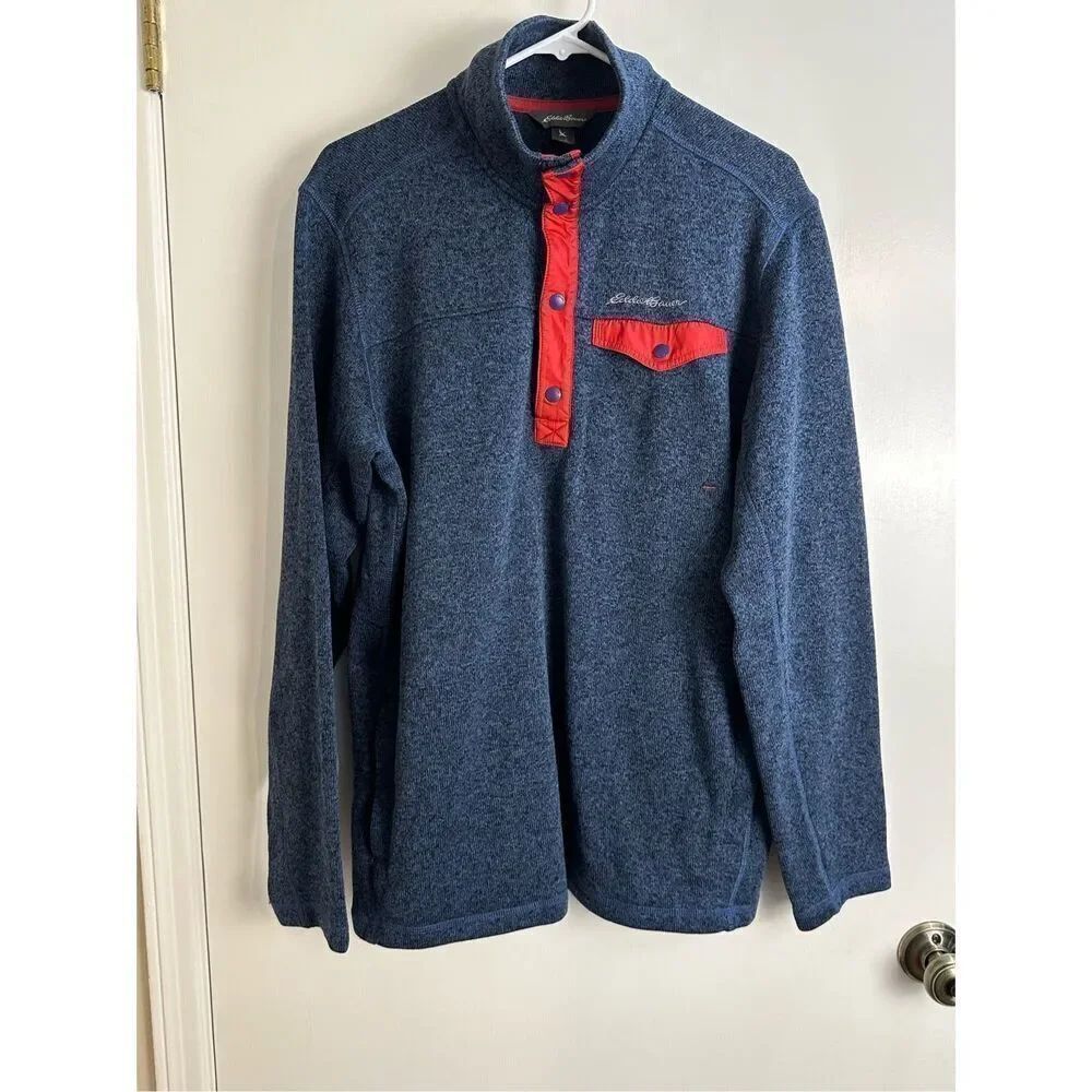 Eddie Bauer men’s Large navy sweater/ sweatshirt with red snaps